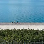 Elegante Appartamento Fronte Mare By Wonderful Italy